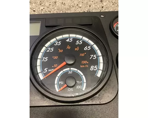 FREIGHTLINER CASCADIA 125 GAUGE CLUSTER