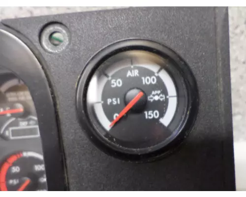 FREIGHTLINER CASCADIA 125 GAUGE CLUSTER