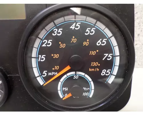 FREIGHTLINER CASCADIA 125 GAUGE CLUSTER