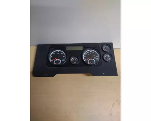FREIGHTLINER CASCADIA 125 GAUGE CLUSTER