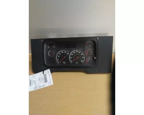 FREIGHTLINER CASCADIA 125 GAUGE CLUSTER