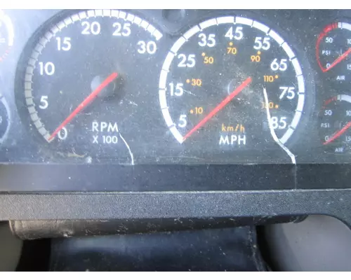 FREIGHTLINER CASCADIA 125 GAUGE CLUSTER