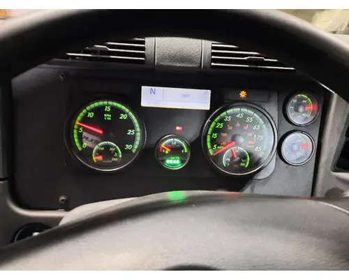 FREIGHTLINER CASCADIA 125 GAUGE CLUSTER