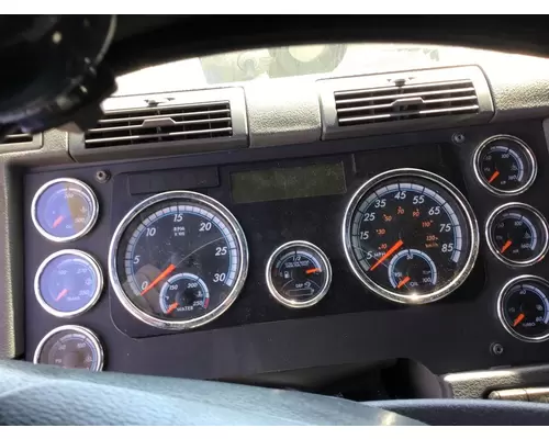 FREIGHTLINER CASCADIA 125 GAUGE CLUSTER