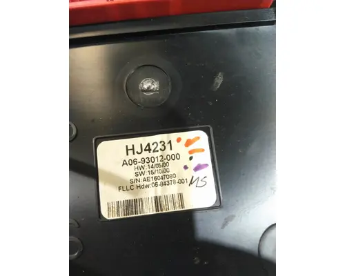 FREIGHTLINER CASCADIA 125 GAUGE CLUSTER