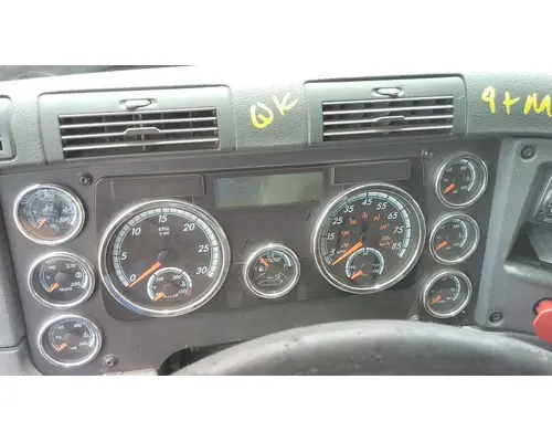 FREIGHTLINER CASCADIA 125 GAUGE CLUSTER
