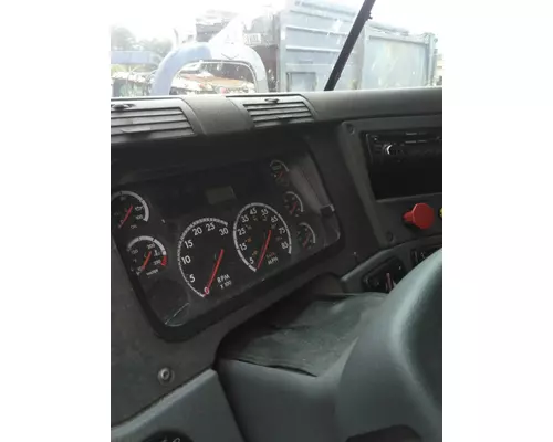 FREIGHTLINER CASCADIA 125 GAUGE CLUSTER