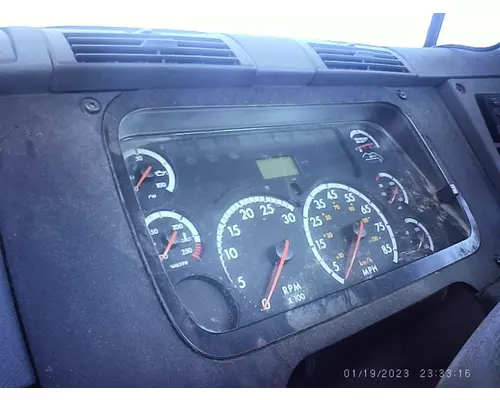 FREIGHTLINER CASCADIA 125 GAUGE CLUSTER