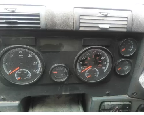 FREIGHTLINER CASCADIA 125 GAUGE CLUSTER