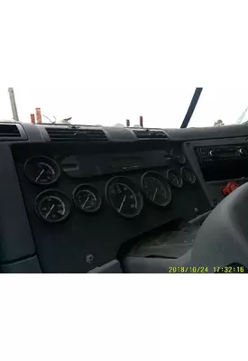 FREIGHTLINER CASCADIA 125 GAUGE CLUSTER