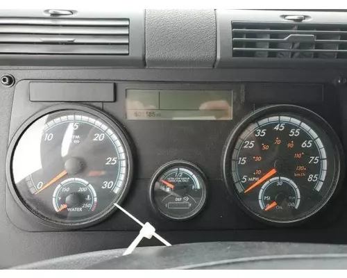 FREIGHTLINER CASCADIA 125 GAUGE CLUSTER