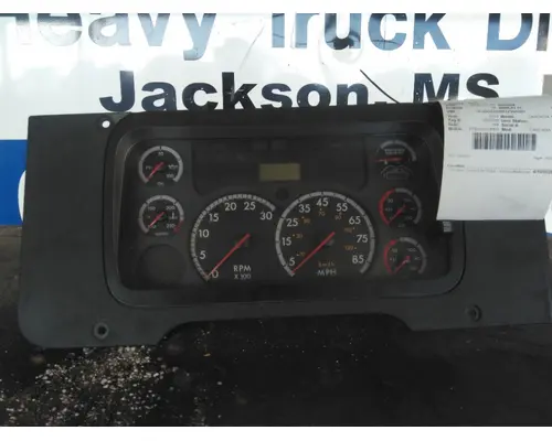 FREIGHTLINER CASCADIA 125 GAUGE CLUSTER