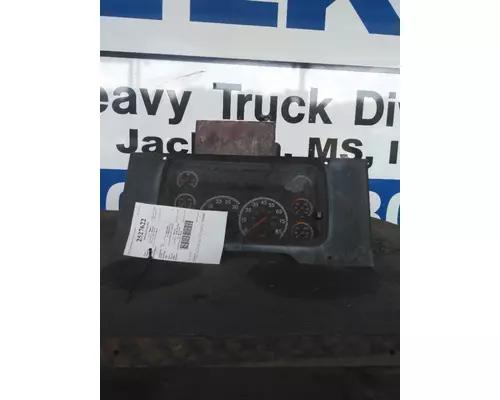 FREIGHTLINER CASCADIA 125 GAUGE CLUSTER