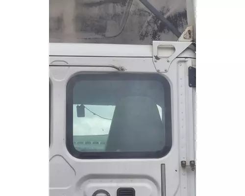 FREIGHTLINER CASCADIA 125 GLASS, BACK