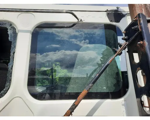 FREIGHTLINER CASCADIA 125 GLASS, BACK