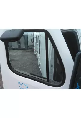 FREIGHTLINER CASCADIA 125 GLASS, DOOR, FRONT