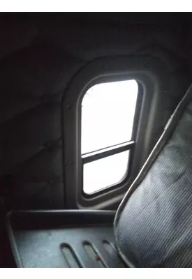 FREIGHTLINER CASCADIA 125 GLASS, SLEEPER