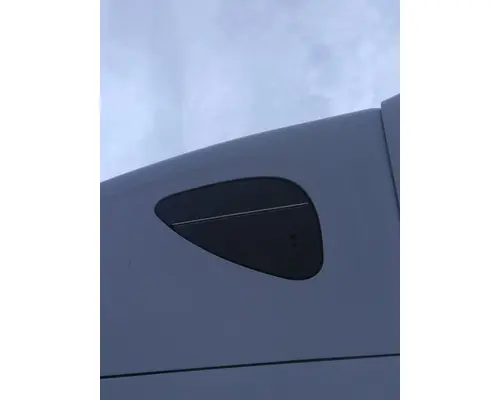 FREIGHTLINER CASCADIA 125 GLASS, SLEEPER