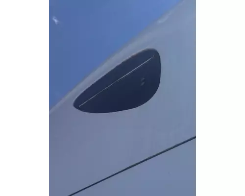 FREIGHTLINER CASCADIA 125 GLASS, SLEEPER
