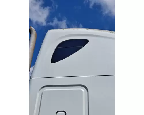 FREIGHTLINER CASCADIA 125 GLASS, SLEEPER