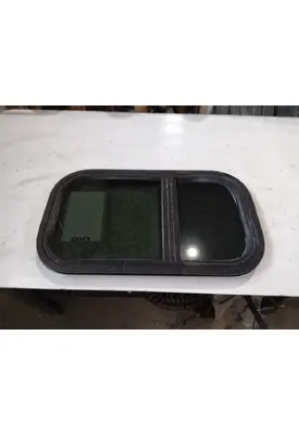 FREIGHTLINER CASCADIA 125 GLASS, SLEEPER