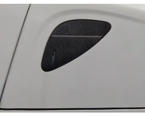 FREIGHTLINER CASCADIA 125 GLASS, SLEEPER