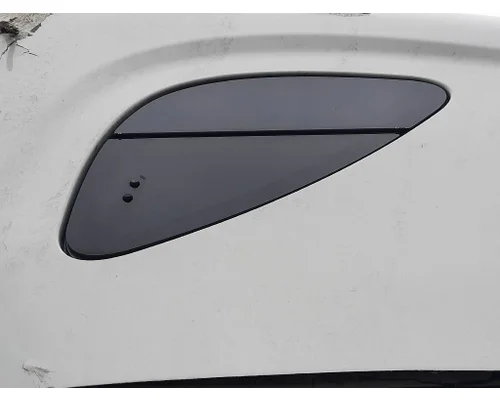 FREIGHTLINER CASCADIA 125 GLASS, SLEEPER