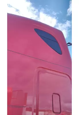 FREIGHTLINER CASCADIA 125 GLASS, SLEEPER