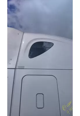 FREIGHTLINER CASCADIA 125 GLASS, SLEEPER