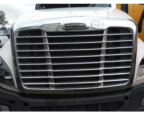 FREIGHTLINER CASCADIA 125 GRILLE