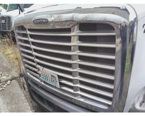 FREIGHTLINER CASCADIA 125 GRILLE