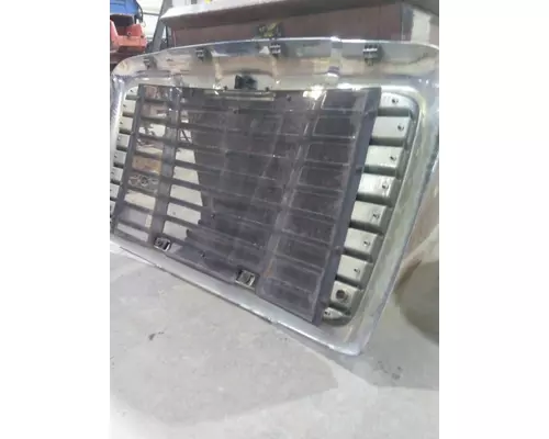 FREIGHTLINER CASCADIA 125 GRILLE