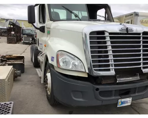 FREIGHTLINER CASCADIA 125 HEADLAMP ASSEMBLY