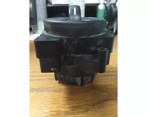 FREIGHTLINER CASCADIA 125 HEADLAMP SWITCH