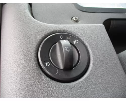 FREIGHTLINER CASCADIA 125 HEADLAMP SWITCH