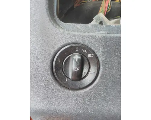 FREIGHTLINER CASCADIA 125 HEADLAMP SWITCH