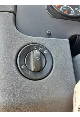 FREIGHTLINER CASCADIA 125 HEADLAMP SWITCH