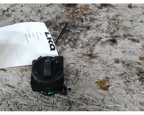 FREIGHTLINER CASCADIA 125 HEADLAMP SWITCH