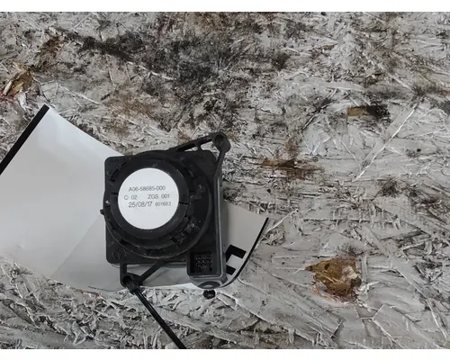 FREIGHTLINER CASCADIA 125 HEADLAMP SWITCH