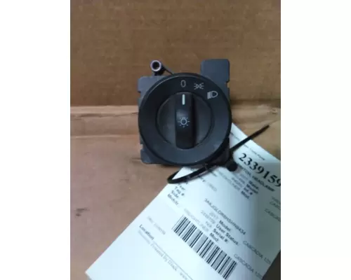 FREIGHTLINER CASCADIA 125 HEADLAMP SWITCH