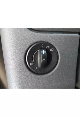 FREIGHTLINER CASCADIA 125 HEADLAMP SWITCH