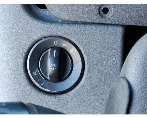 FREIGHTLINER CASCADIA 125 HEADLAMP SWITCH