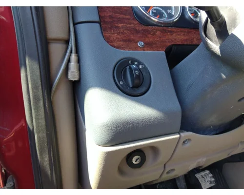 FREIGHTLINER CASCADIA 125 HEADLAMP SWITCH