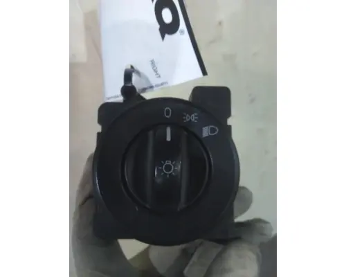 FREIGHTLINER CASCADIA 125 HEADLAMP SWITCH