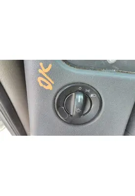 FREIGHTLINER CASCADIA 125 HEADLAMP SWITCH