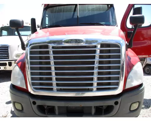 FREIGHTLINER CASCADIA 125 HOOD