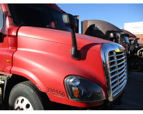 FREIGHTLINER CASCADIA 125 HOOD