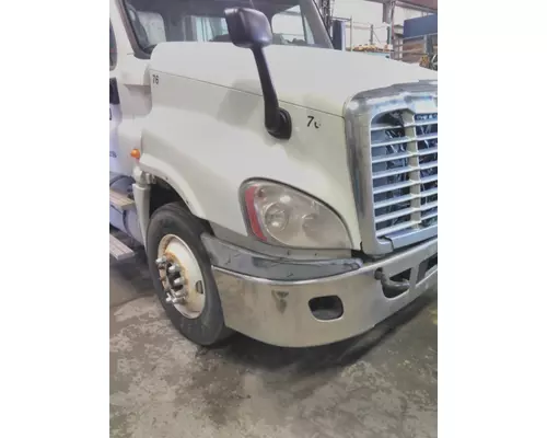 FREIGHTLINER CASCADIA 125 HOOD