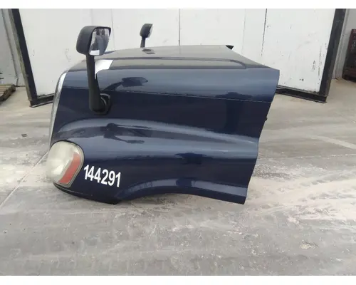 FREIGHTLINER CASCADIA 125 HOOD