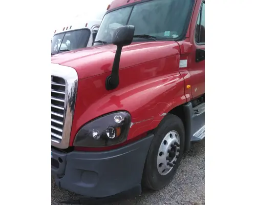 FREIGHTLINER CASCADIA 125 HOOD